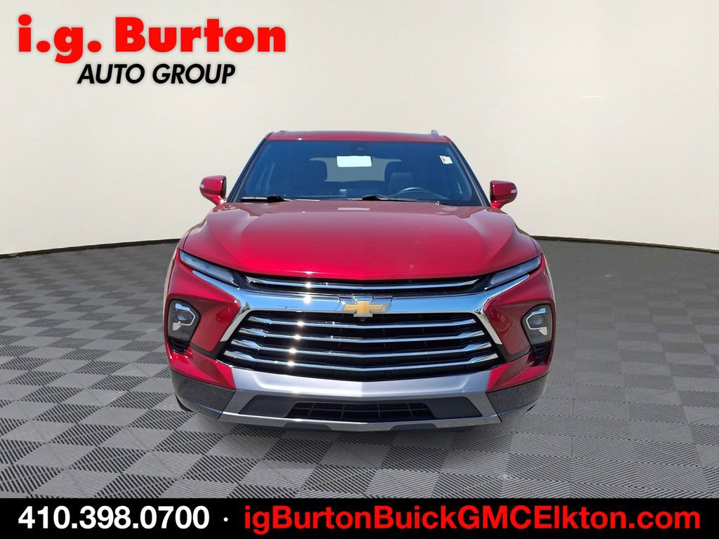 Certified 2023 Chevrolet Blazer Premier w/ Driver Confidence II Package AWD/4WD image 2