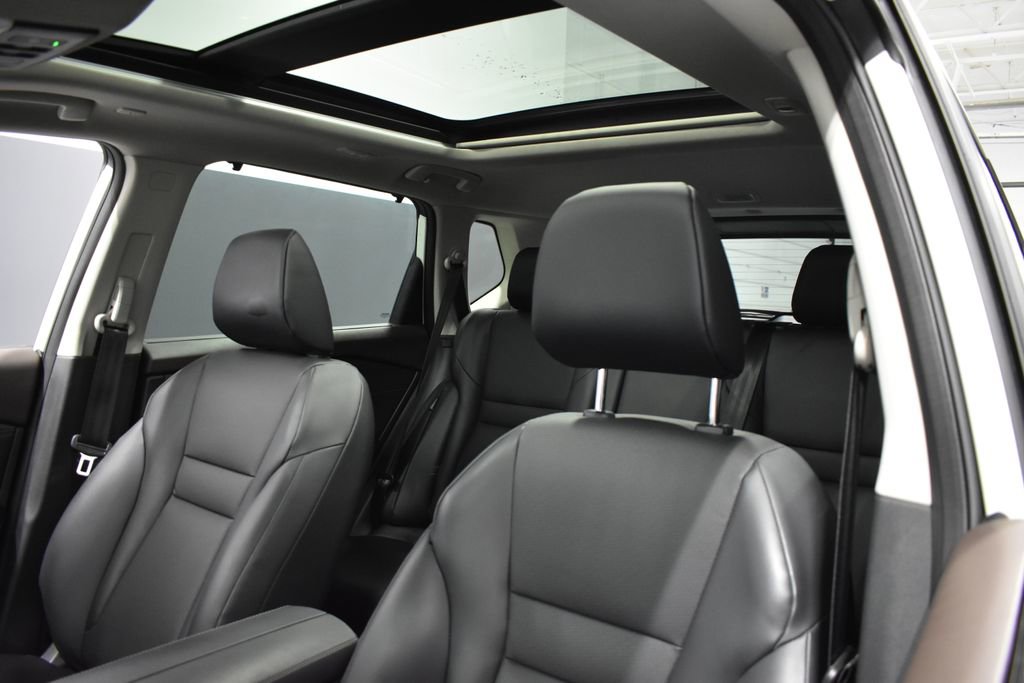 Certified 2023 Nissan Rogue SV w/ SV Premium B Package image 16