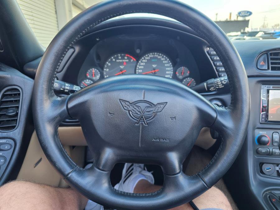 Used 1999 Chevrolet Corvette Convertible w/ Memory Pkg image 36