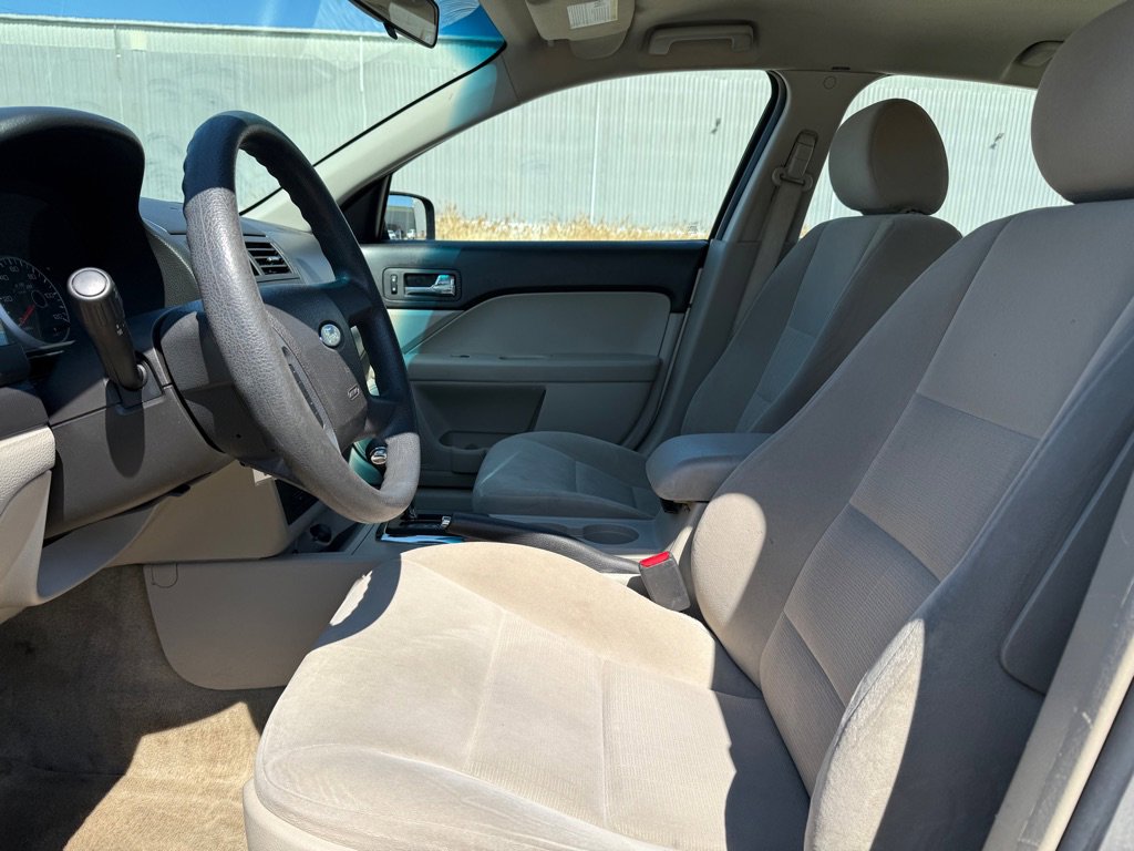 Used 2008 Ford Fusion S image 7