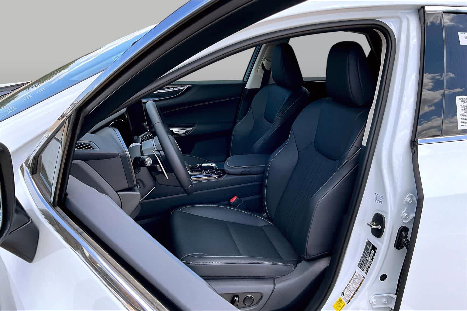 New 2026 Lexus NX 350h AWD w/ Premium Package image 9