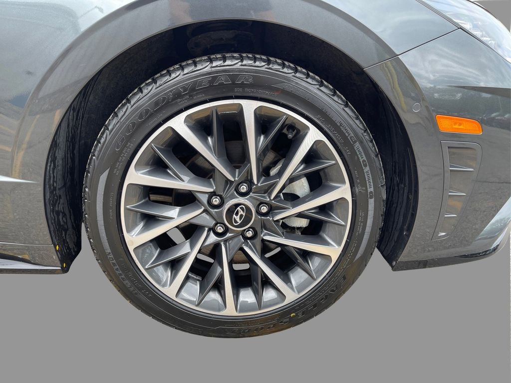 Used 2023 Hyundai Sonata Limited image 11