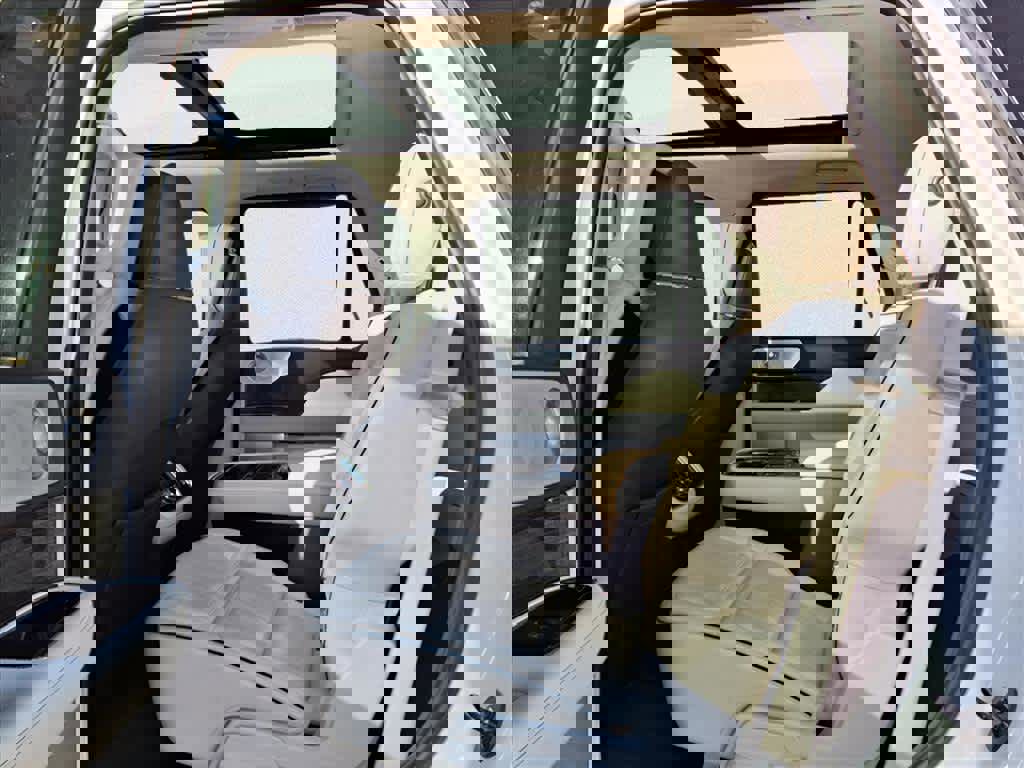 Used 2018 Lincoln Navigator Black Label image 11