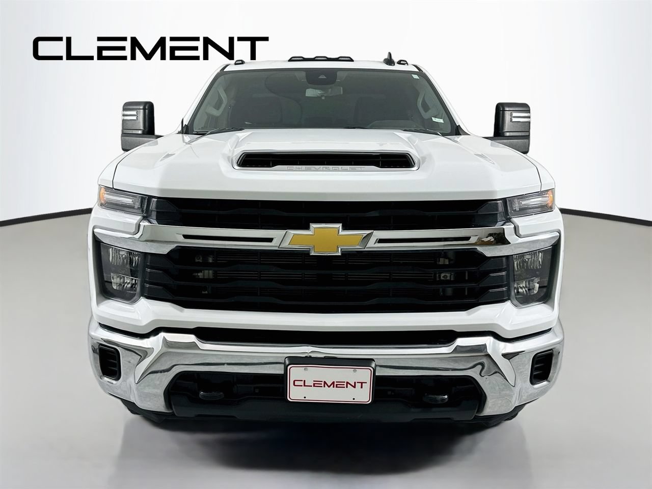 Used 2024 Chevrolet Silverado 3500 LT AWD/4WD image 3
