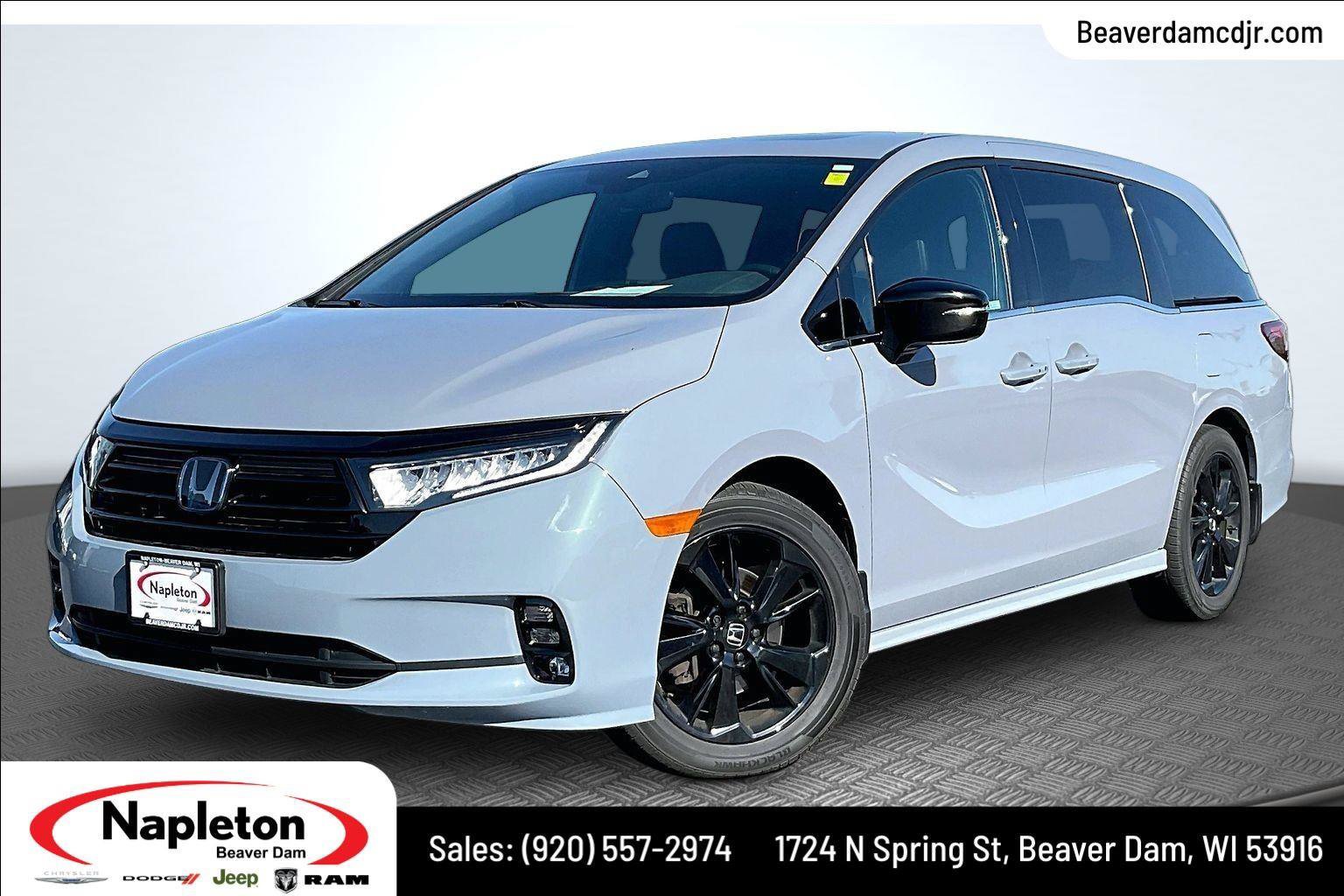 Used 2024 Honda Odyssey Sport image 1