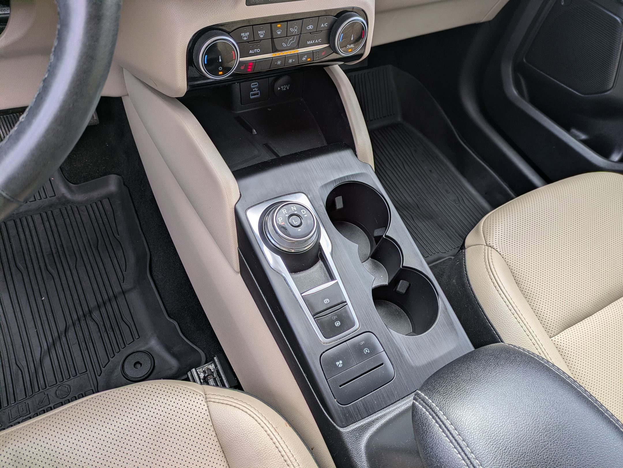 Used 2022 Ford Escape SEL w/ Technology Package image 13