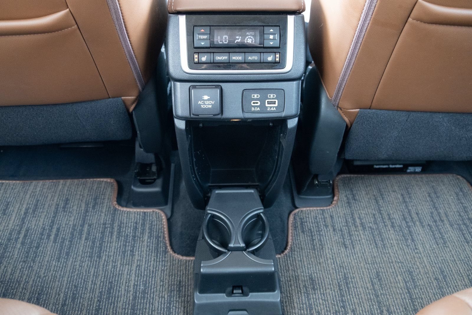Used 2024 Subaru Ascent Touring AWD/4WD image 19