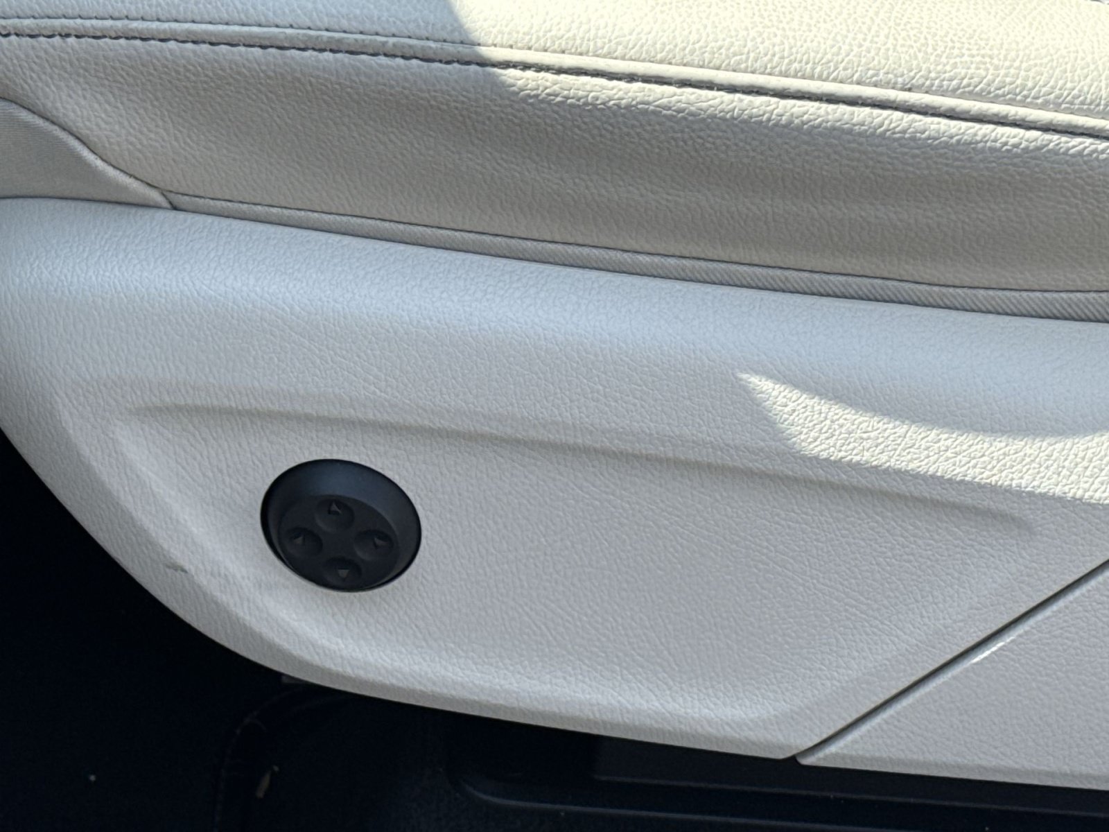 Used 2021 Mercedes-Benz GLE 350 4MATIC image 14