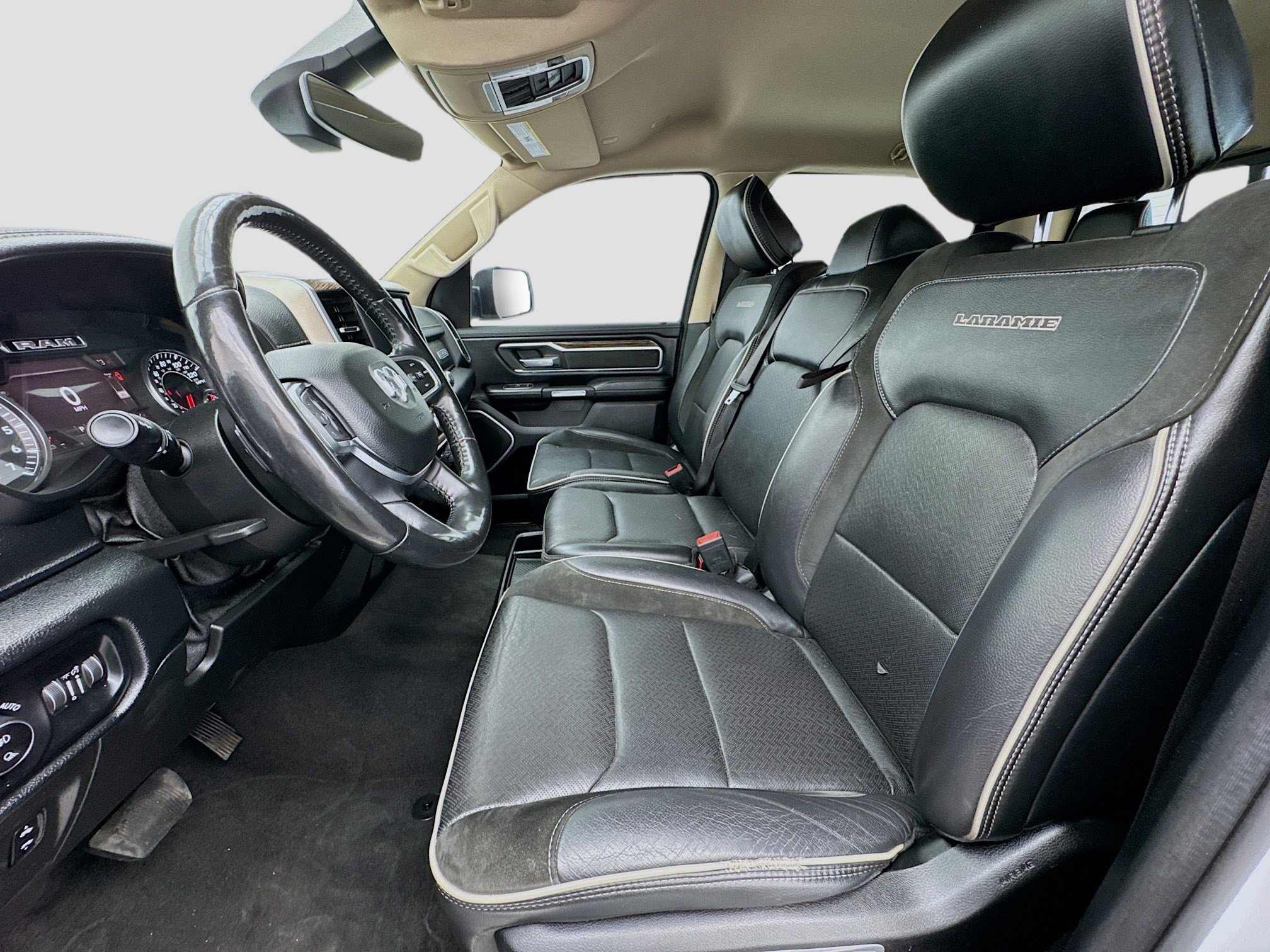 Used 2020 RAM 1500 Laramie w/ Off Road Group image 13