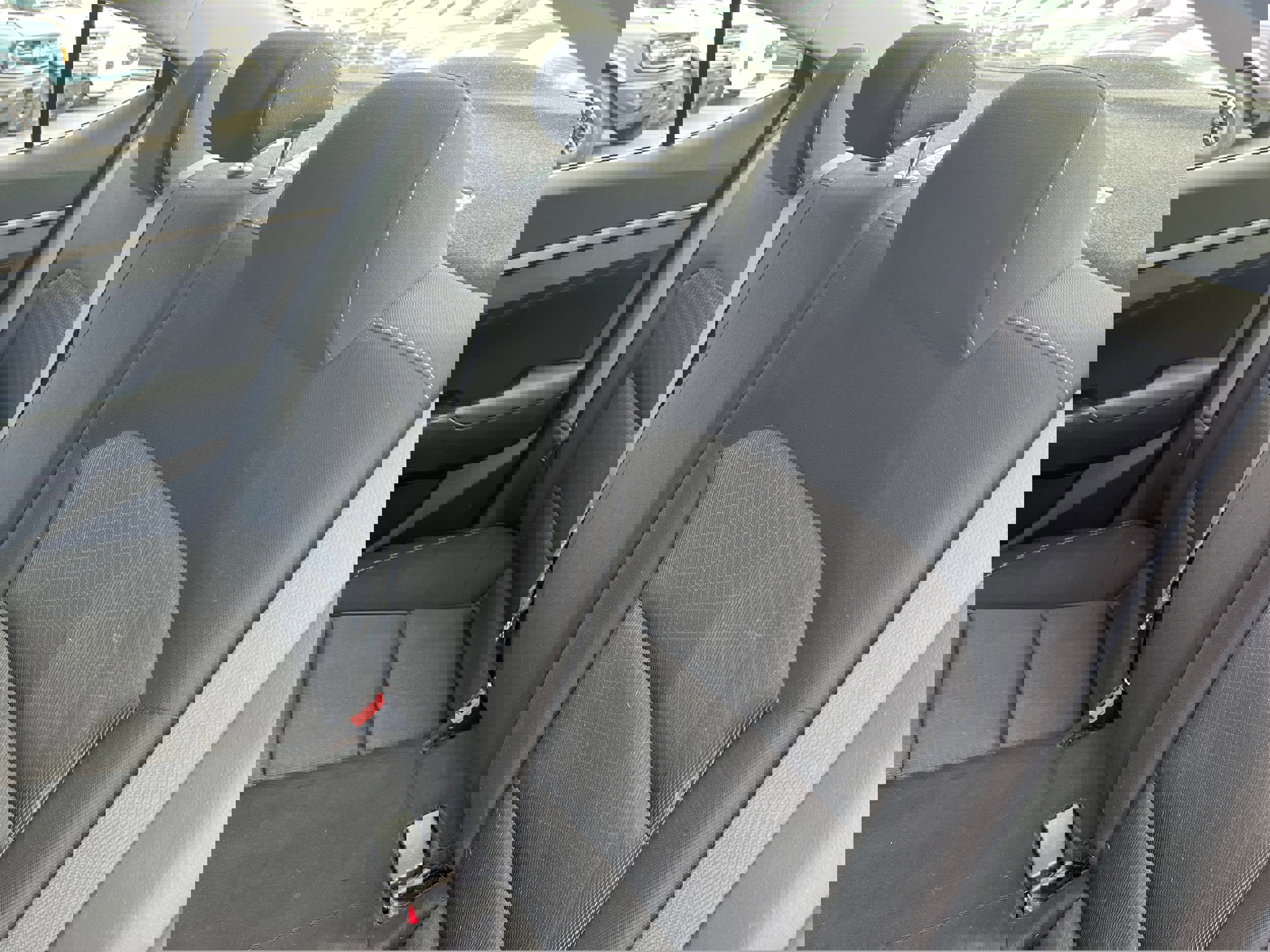 Used 2017 Hyundai Elantra Value Edition w/ Cargo Package image 12