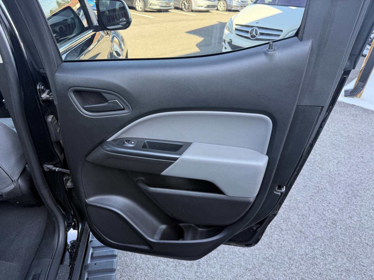 Used 2019 Chevrolet Colorado W/T w/ WT Convenience Package image 15