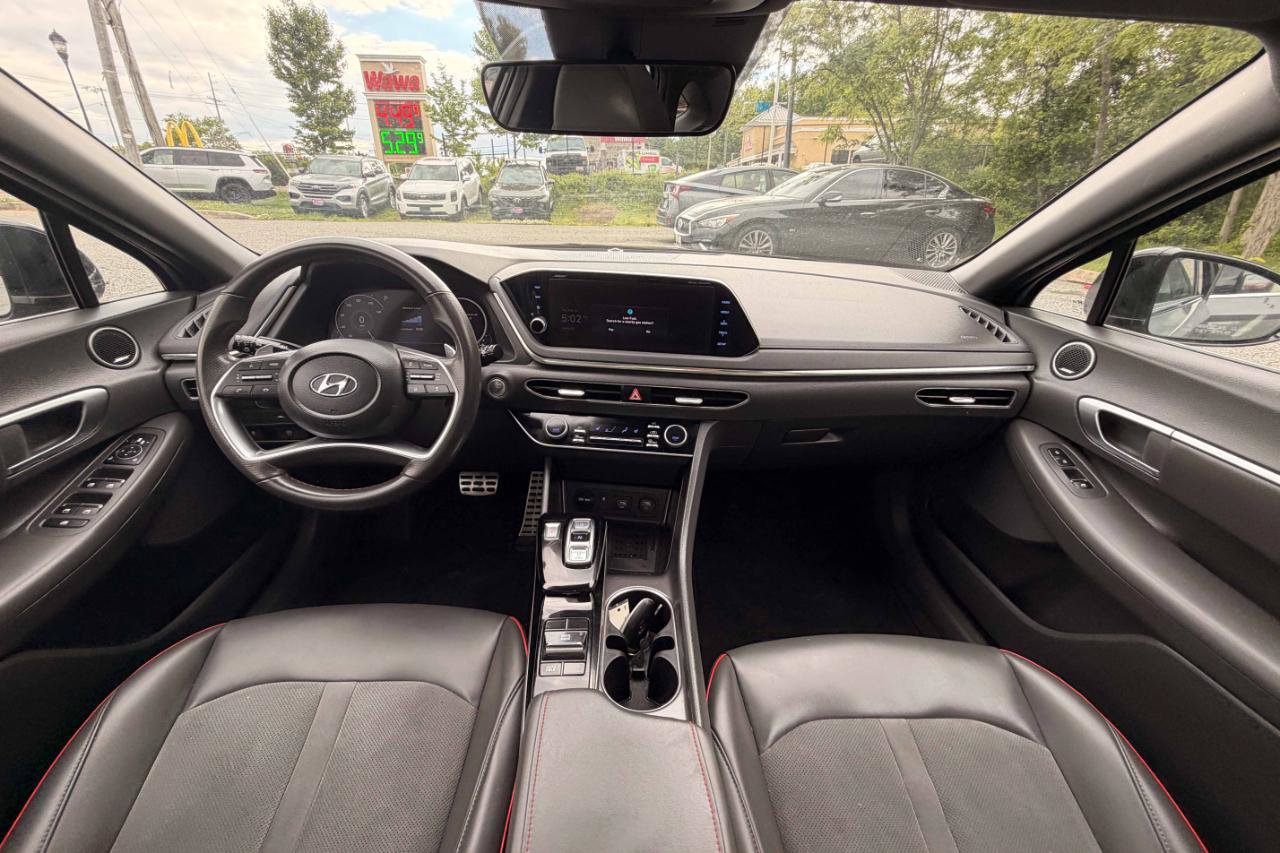 Used 2022 Hyundai Sonata SEL Plus w/ Cargo Package FWD image 11