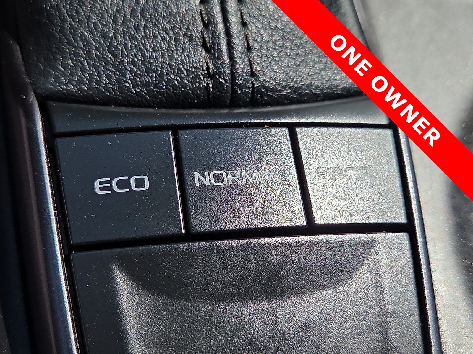 Used 2023 Toyota Camry SE FWD image 19