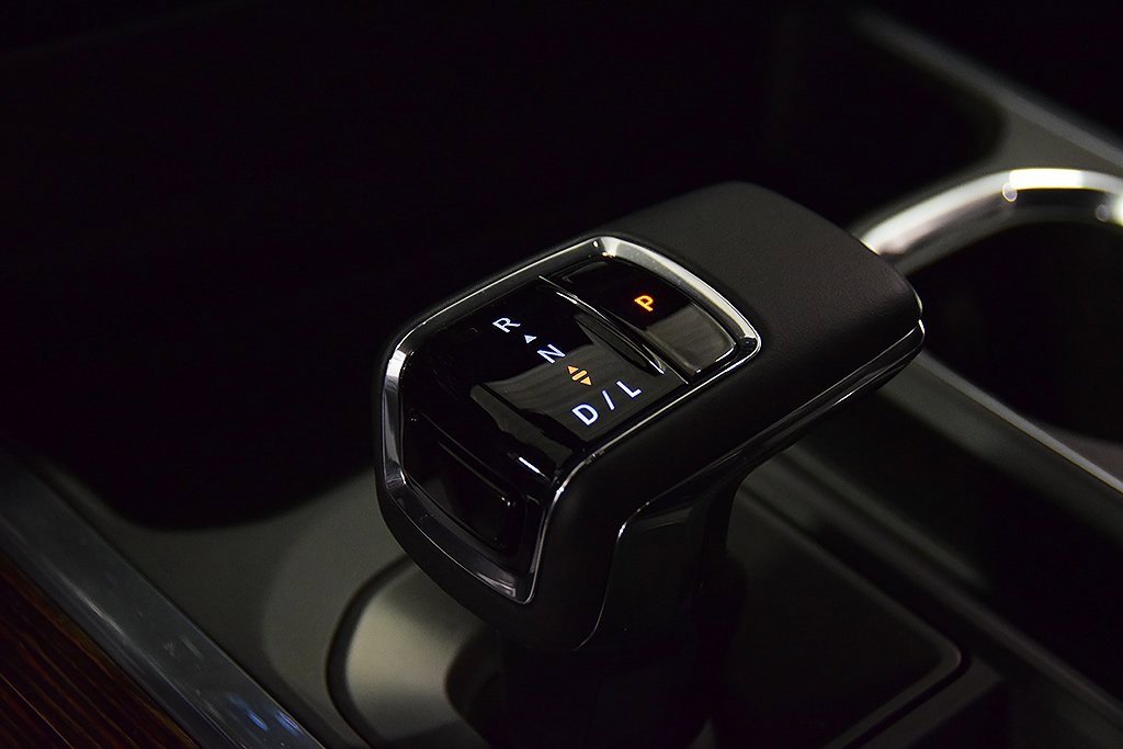 Used 2024 GMC Sierra 1500 Elevation image 27