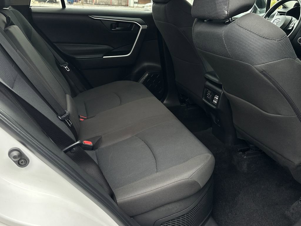Used 2025 Toyota RAV4 LE image 13