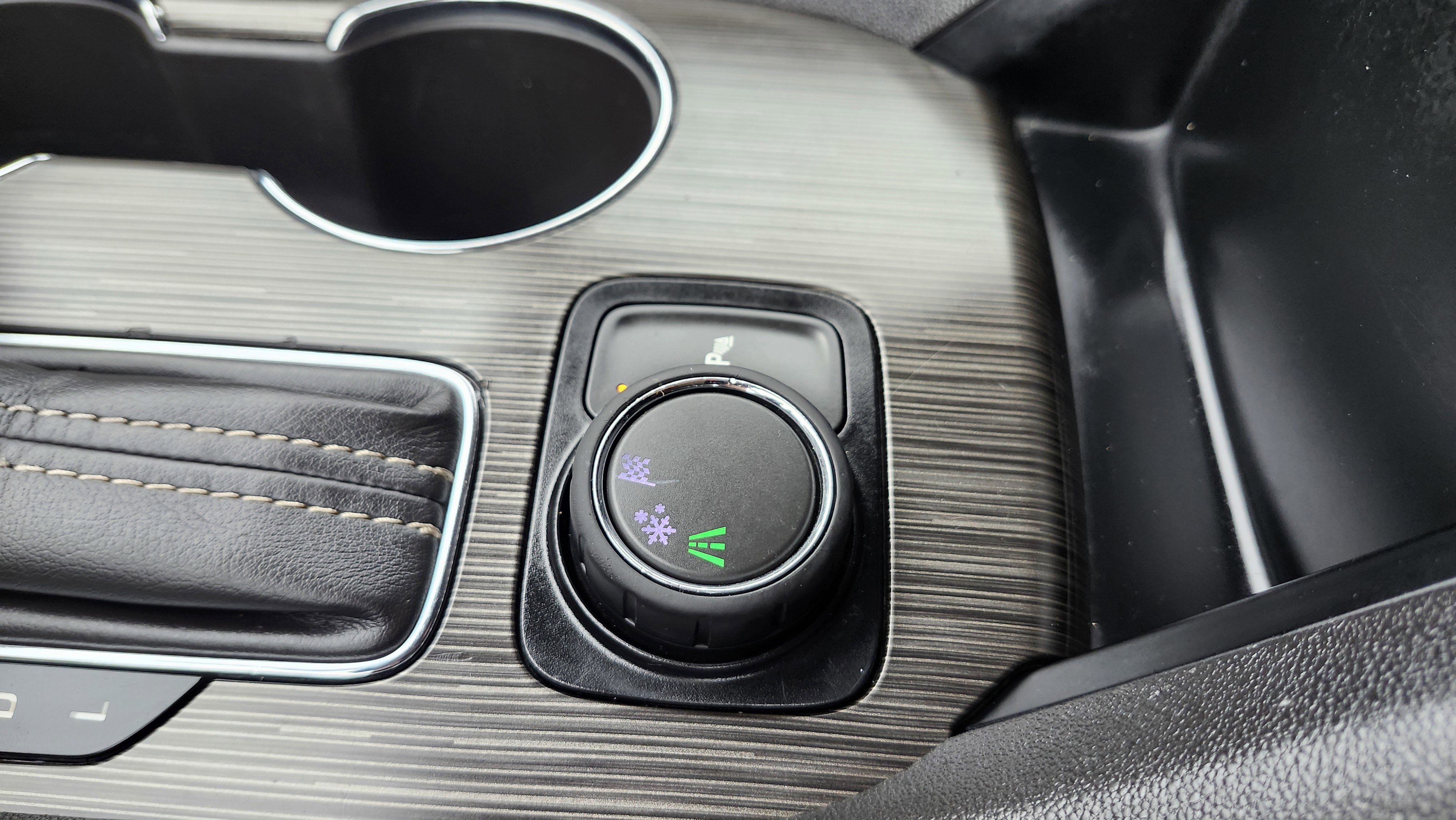 Used 2019 GMC Acadia SLT image 36