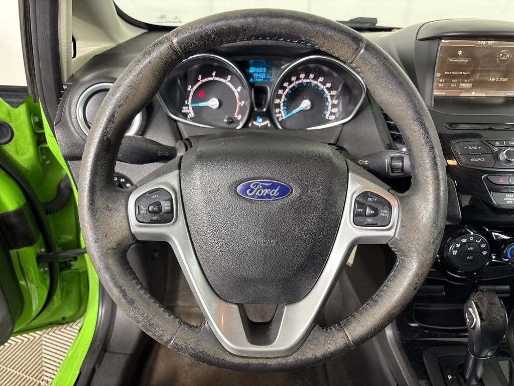 Used 2015 Ford Fiesta SE w/ Equipment Group 201A FWD image 17