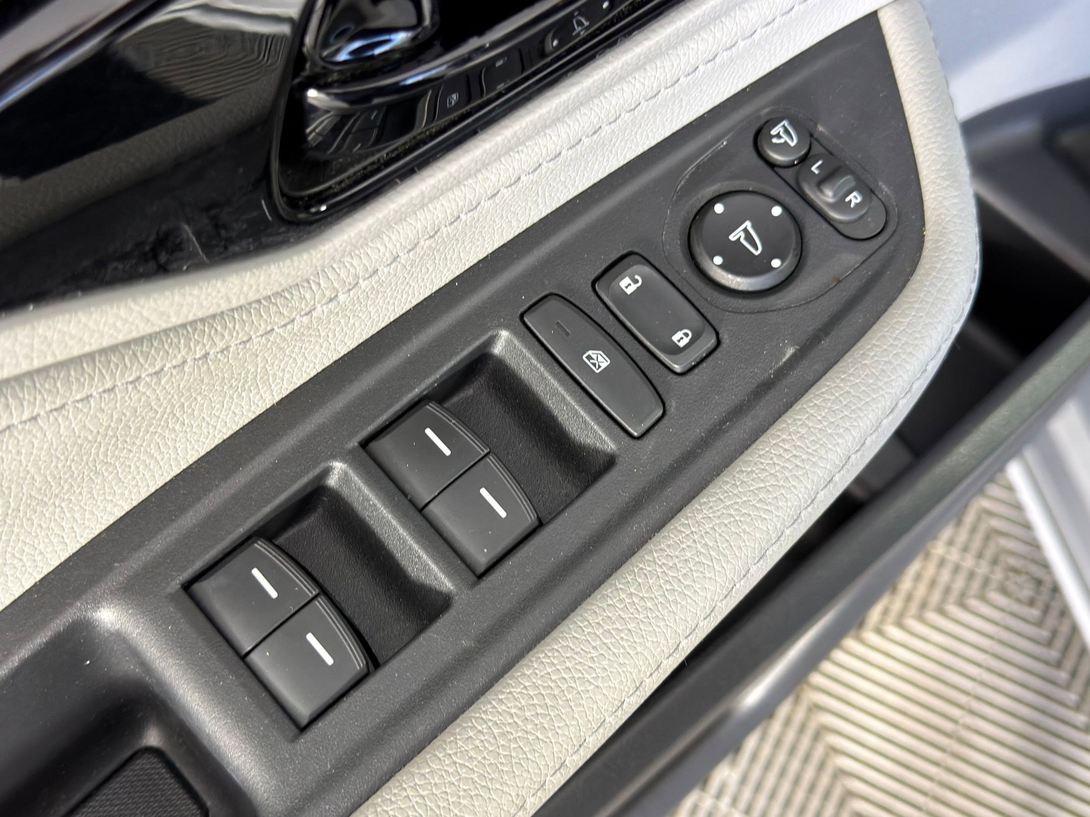 Used 2019 Honda Odyssey Elite image 29