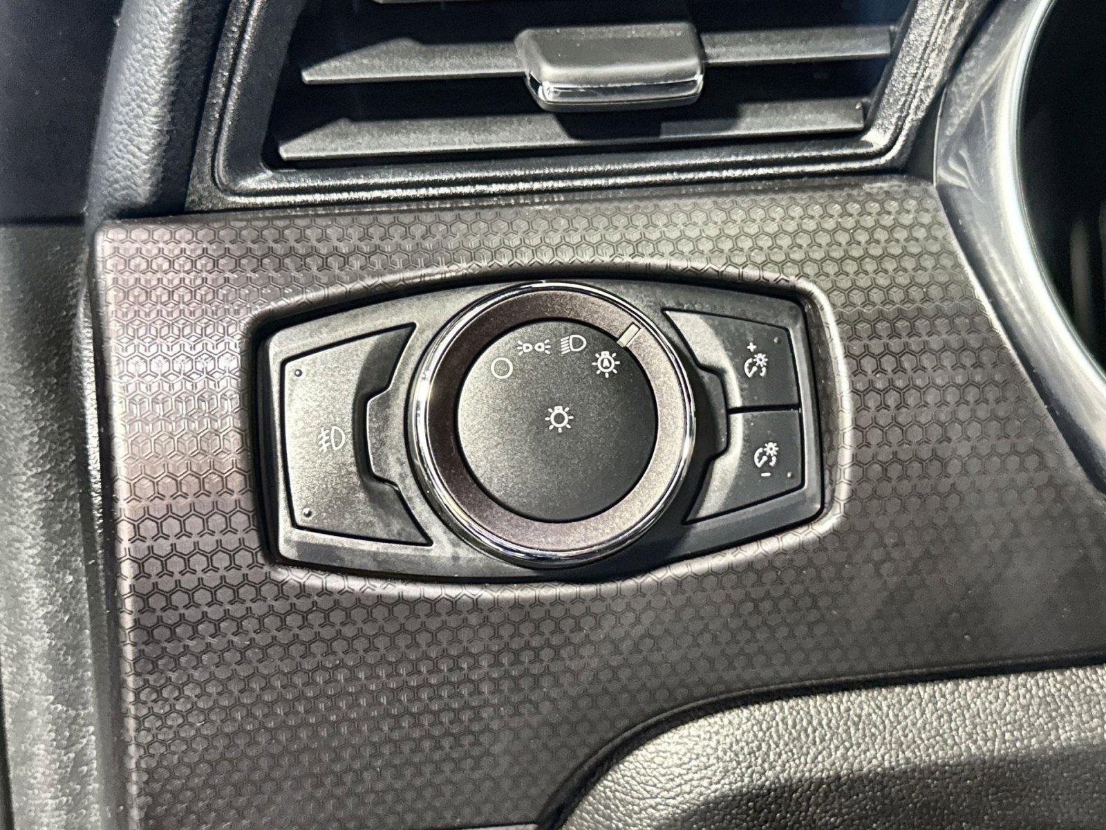 Used 2019 Ford Mustang GT Premium w/ Equipment Group 401A image 18