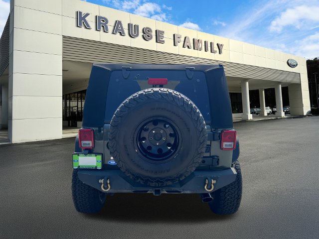Used 2015 Jeep Wrangler Unlimited Sport w/ Max Tow Package AWD/4WD image 7