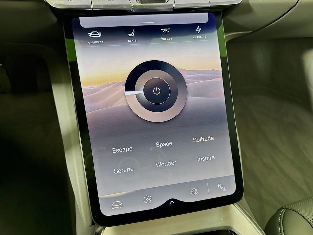 Used 2024 Lucid Air Touring AWD/4WD image 29