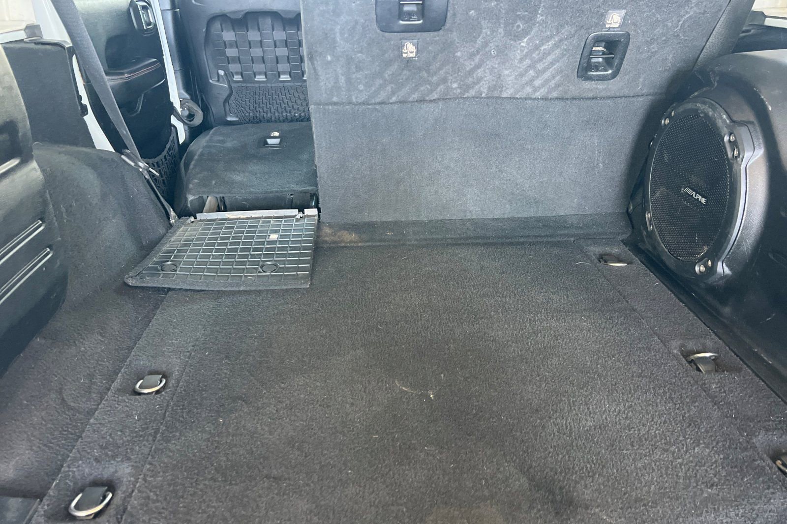 Used 2018 Jeep Wrangler Unlimited Rubicon AWD/4WD image 12