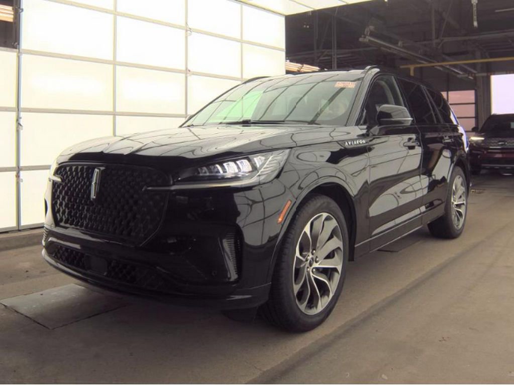 Used 2025 Lincoln Aviator AWD w/ Jet Appearance Package image 2