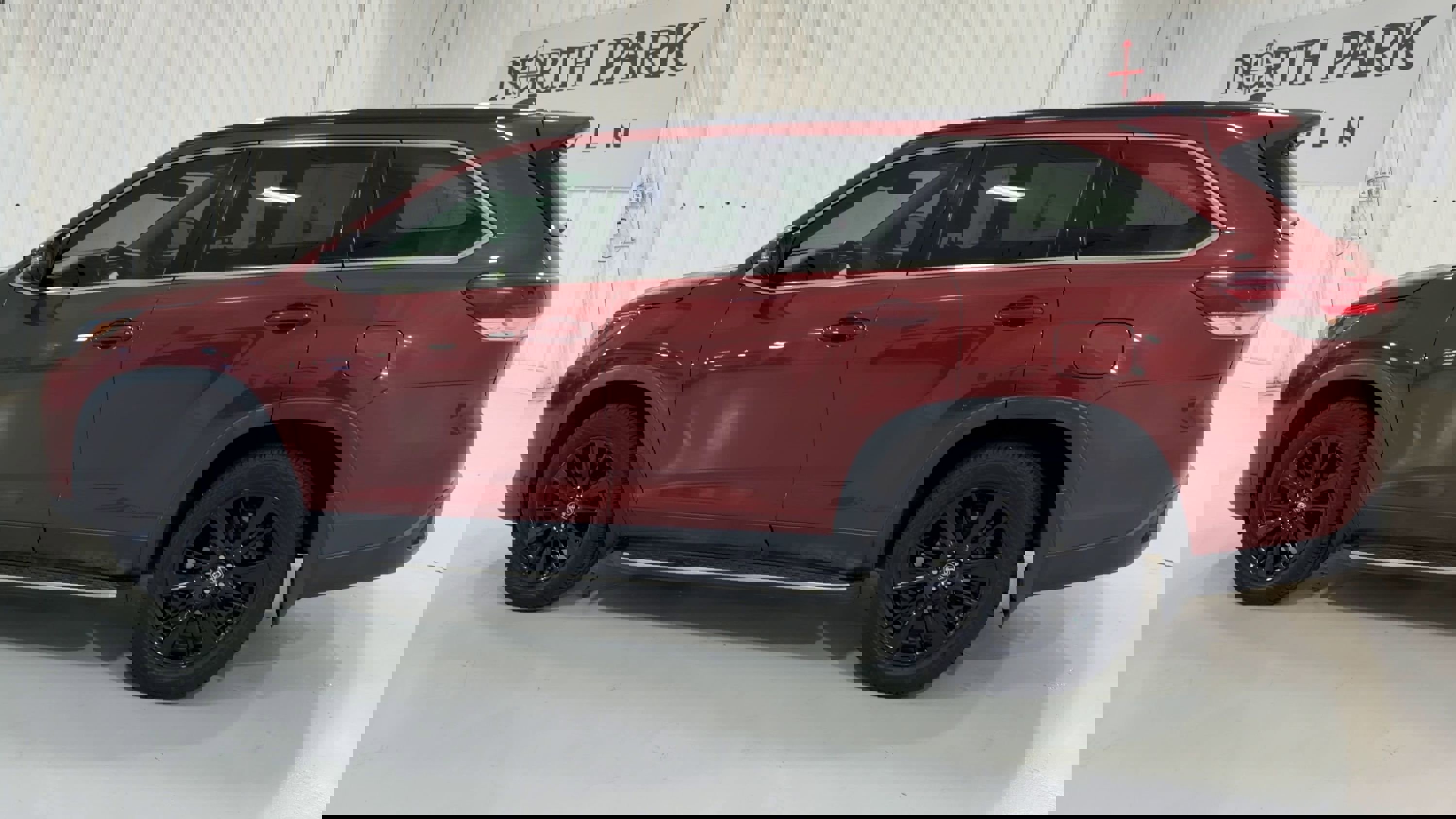 Used 2019 Toyota Highlander SE image 7