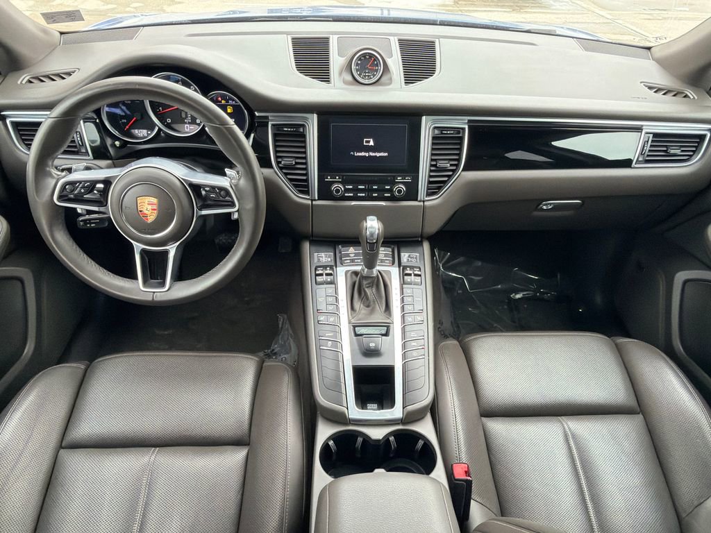 Used 2018 Porsche Macan image 17