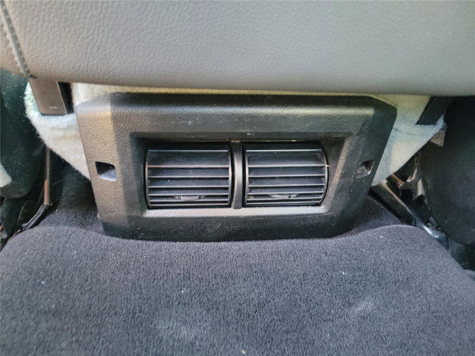 Used 2020 RAM 1500 Classic SLT AWD/4WD image 11