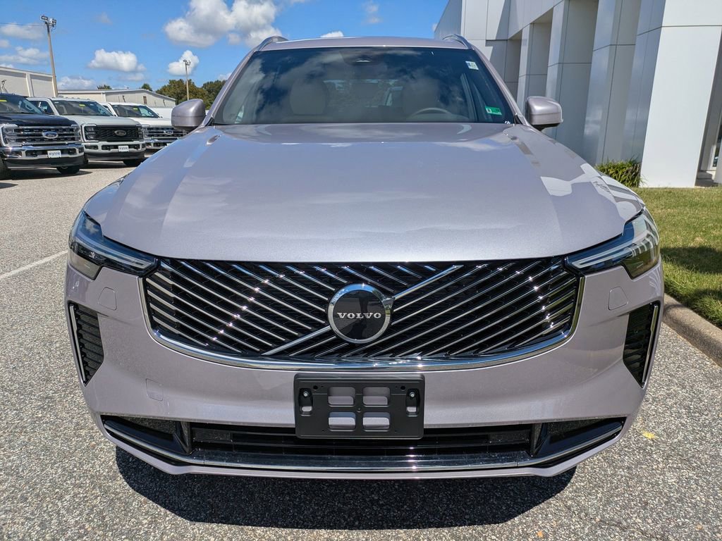 New 2026 Volvo XC90 B6 Core image 9