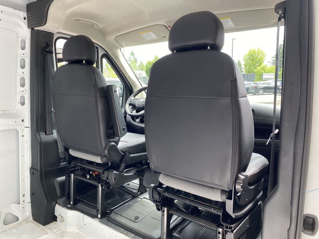 Used 2026 RAM ProMaster 2500 w/ Convenience Group FWD image 15