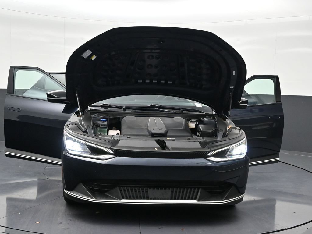 Used 2022 Kia EV6 Light image 38