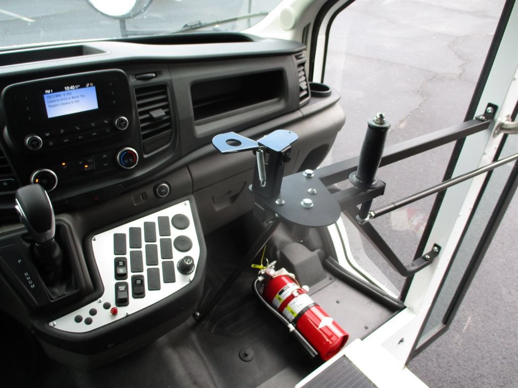Used 2023 Ford Transit 250 RWD image 8