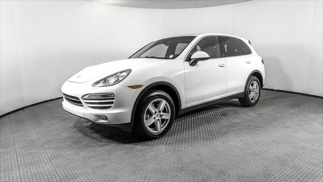 Used 2014 Porsche Cayenne Platinum Edition AWD/4WD image 2