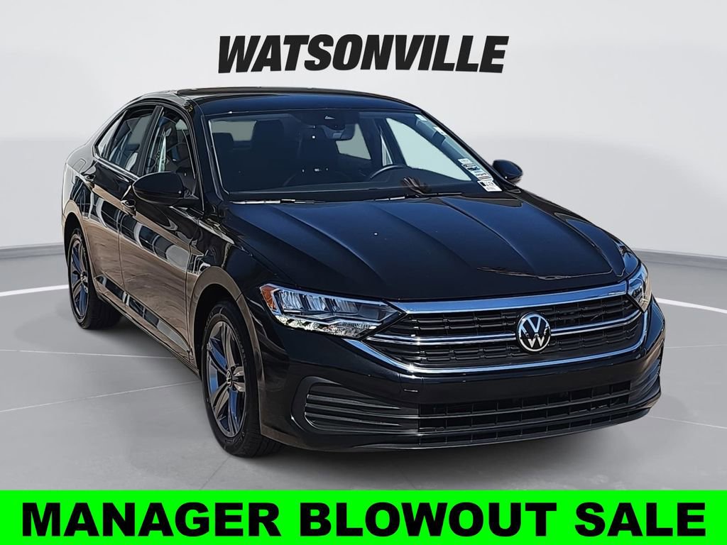 Used 2024 Volkswagen Jetta SE image 1