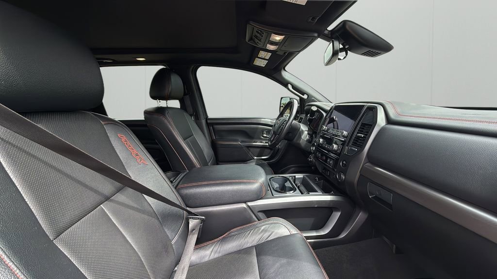 Used 2021 Nissan Titan PRO-4X w/ Pro-4x Convenience Package AWD/4WD image 33