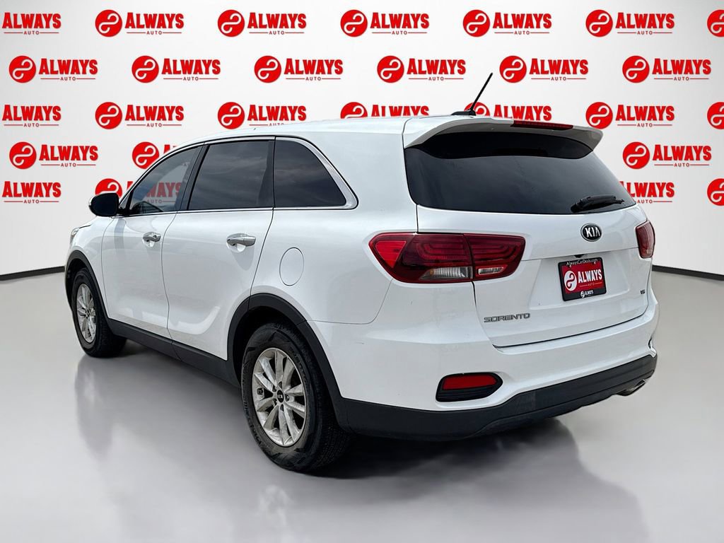Used 2019 Kia Sorento LX image 9