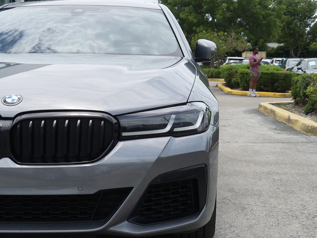 Used 2023 BMW 540i w/ M Sport Package RWD image 17