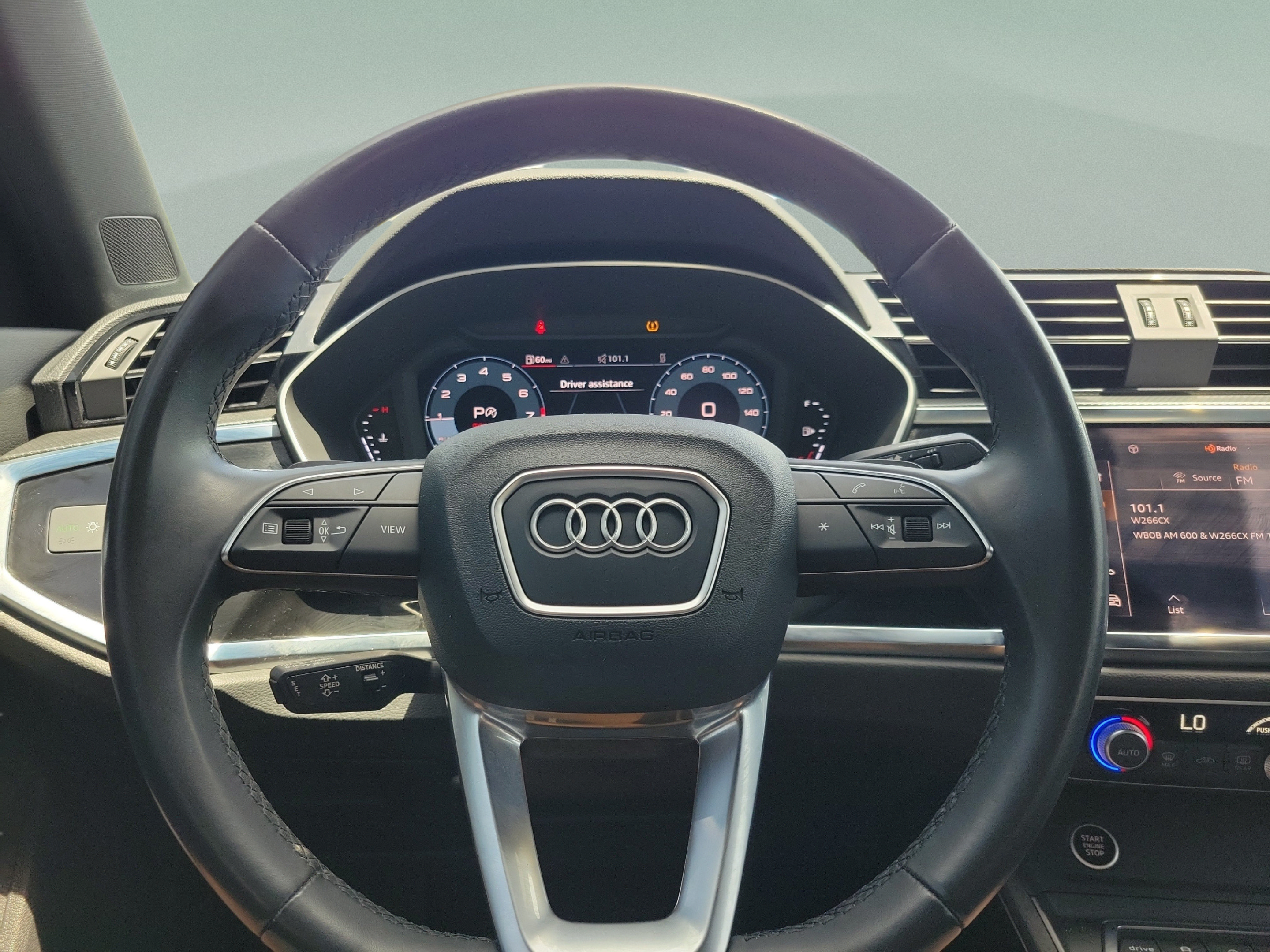 Used 2022 Audi Q3 2.0T Premium Plus w/ Premium Plus Package AWD/4WD image 20