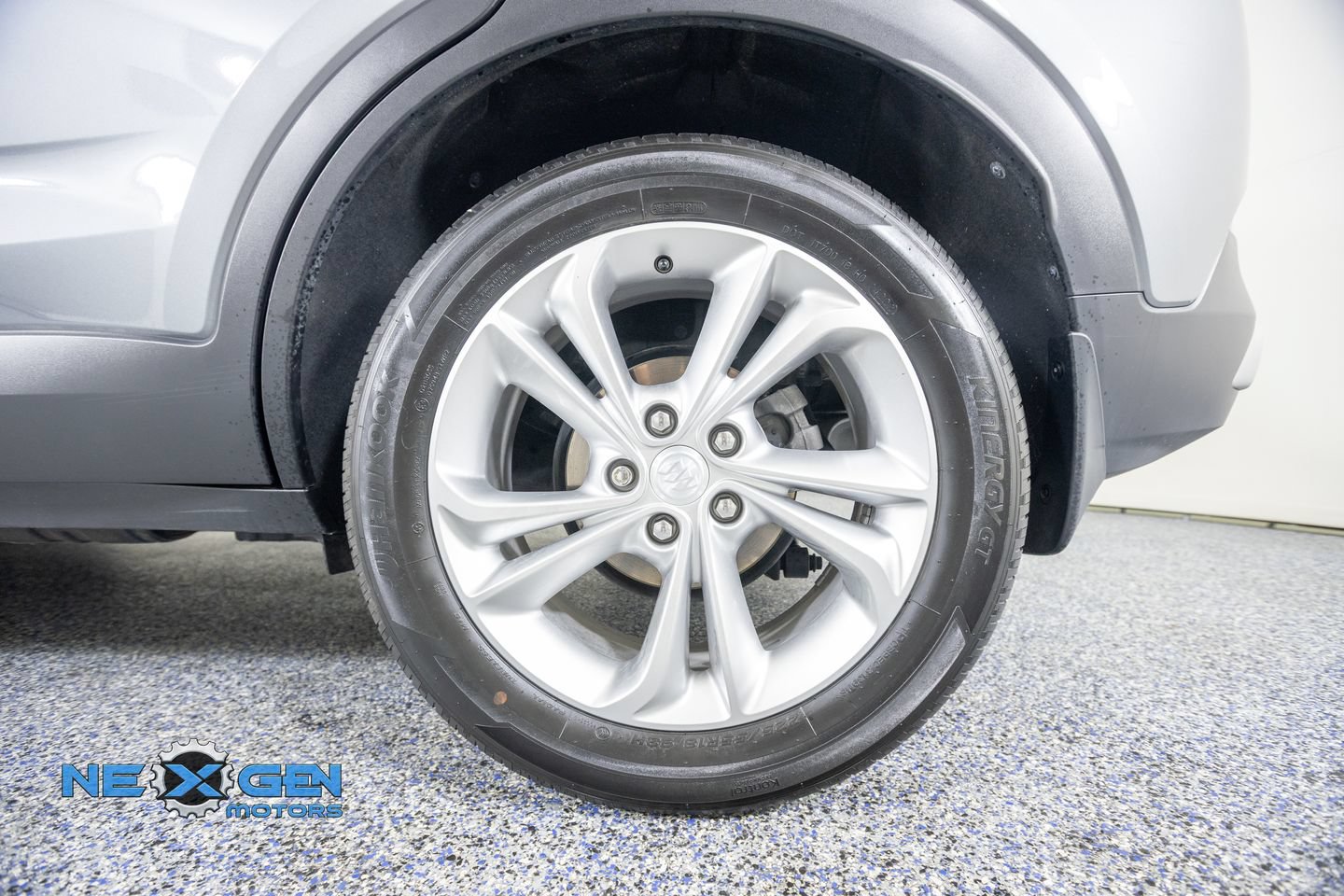 Used 2023 Buick Encore GX Preferred w/ Cold Weather Comfort Package AWD/4WD image 45