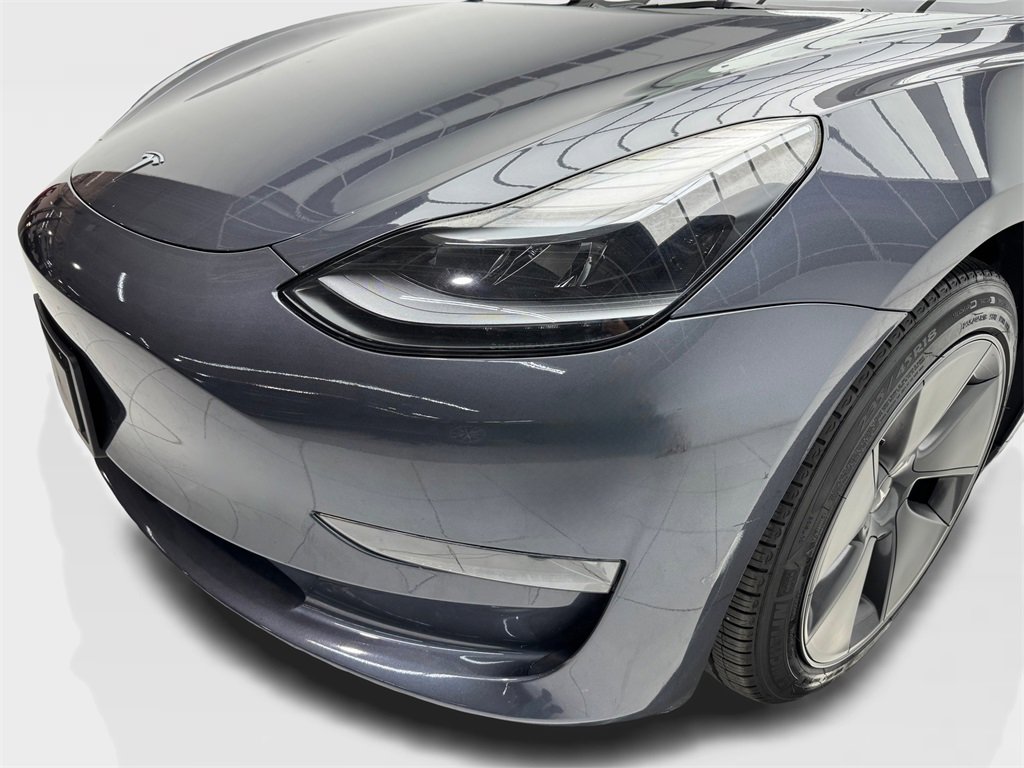 Used 2023 Tesla Model 3 Standard Range image 5