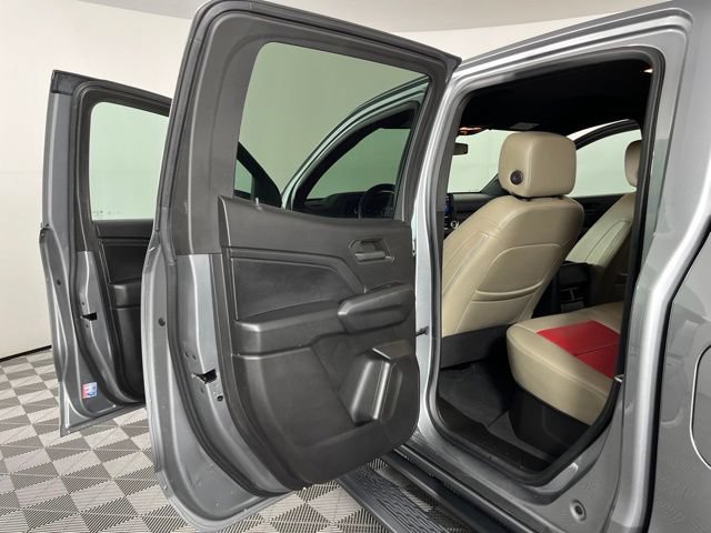 Used 2023 Chevrolet Colorado Trail Boss w/ Technology Package AWD/4WD image 41