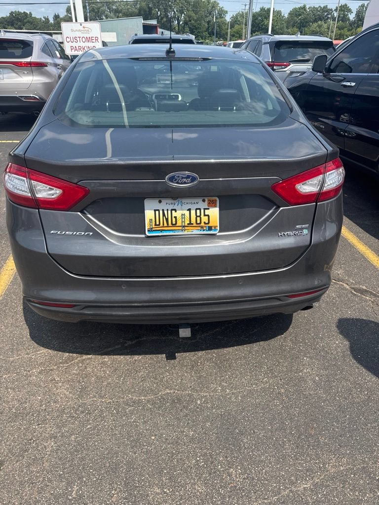 Used 2016 Ford Fusion SE w/ Equipment Group 502A FWD image 1