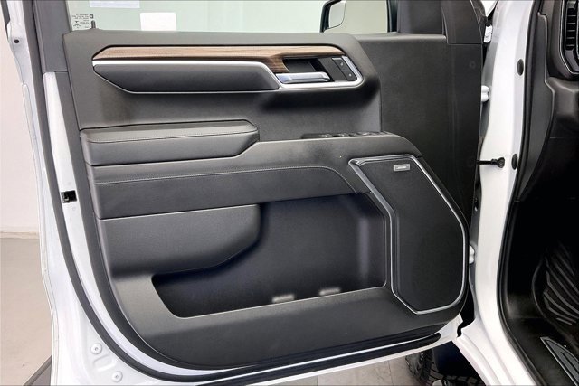 Used 2022 Chevrolet Silverado 1500 LT Trail Boss w/ Convenience Package II image 25