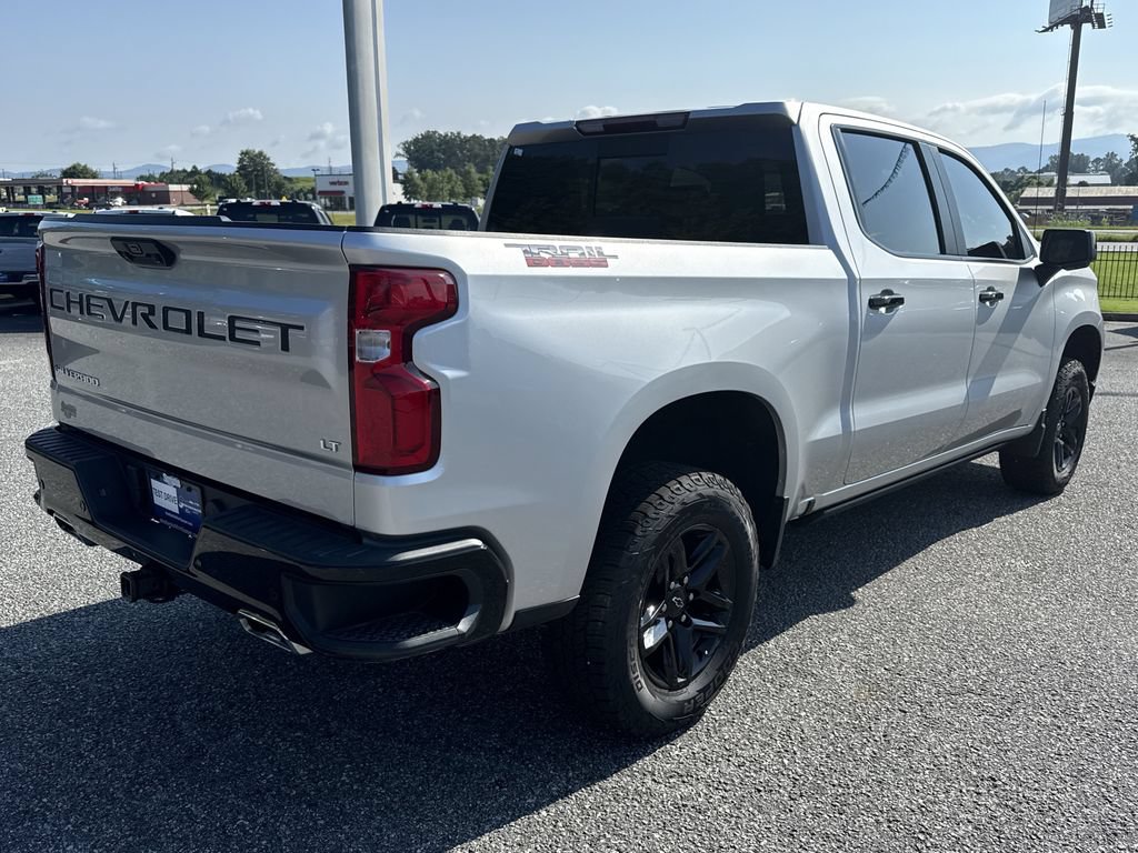 Used 2022 Chevrolet Silverado 1500 LT Trail Boss w/ LT Trail Boss Premium Package AWD/4WD image 7