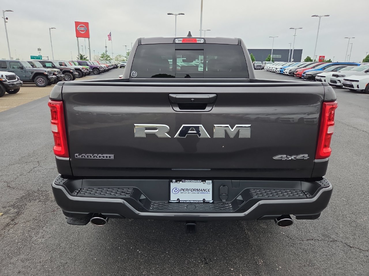 New 2026 RAM 1500 Laramie AWD/4WD image 6