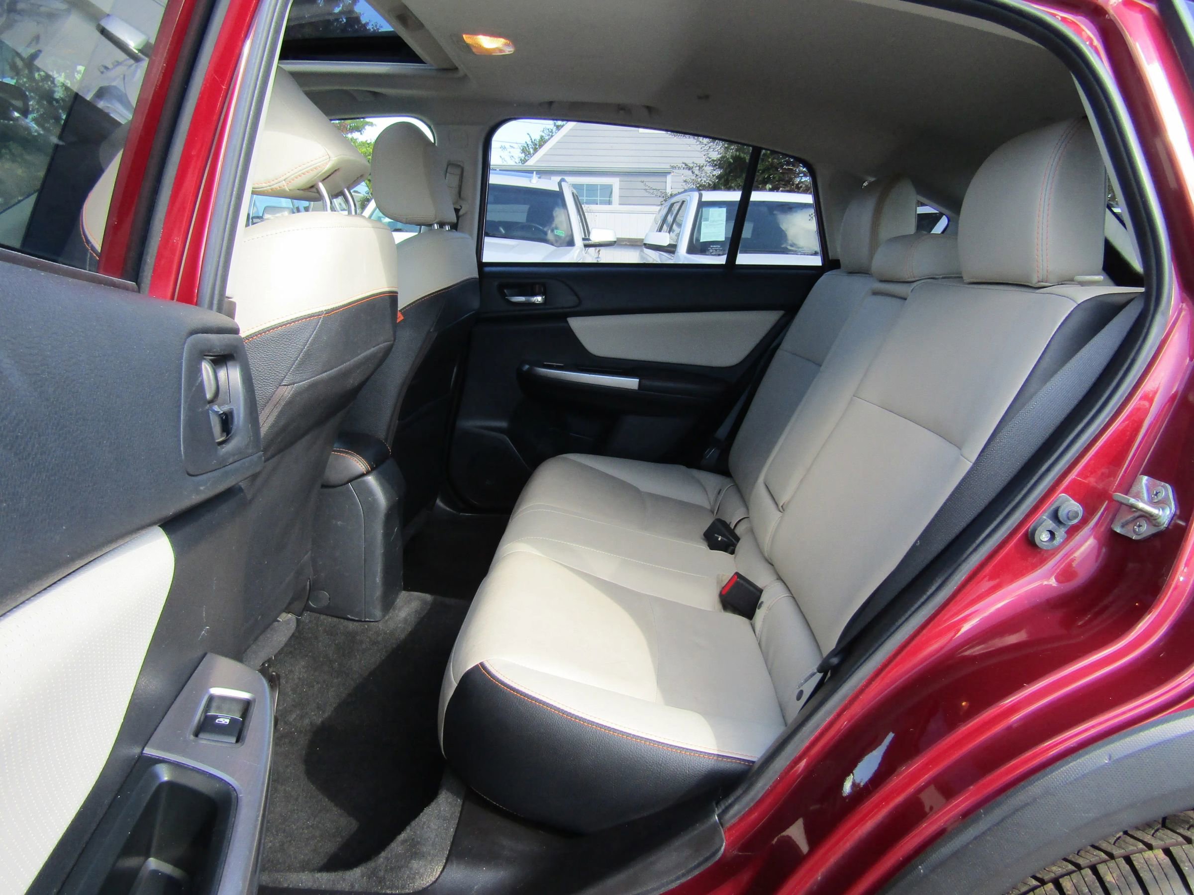 Used 2016 Subaru Crosstrek 2.0i Limited image 10