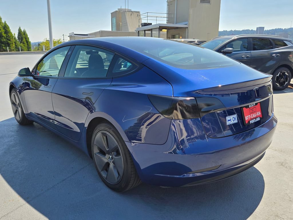 Used 2021 Tesla Model 3 Standard Range Plus RWD image 6