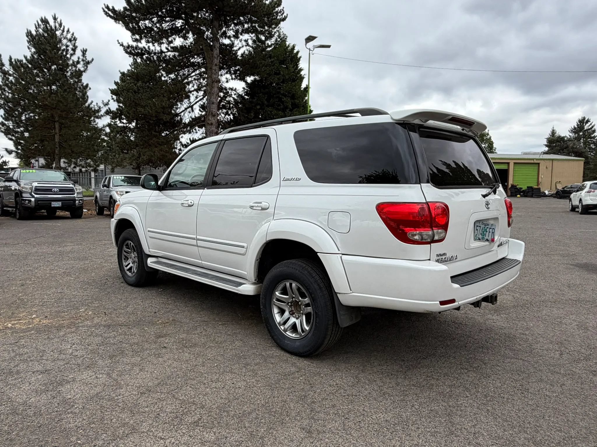Used 2006 Toyota Sequoia Limited AWD/4WD image 5